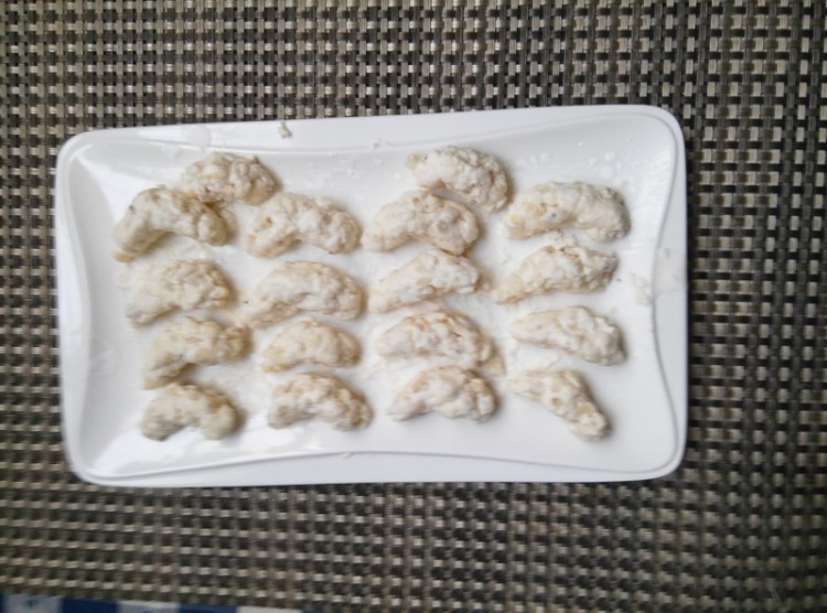 荸荠素虾仁步骤6