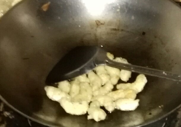 荸荠素虾仁步骤9