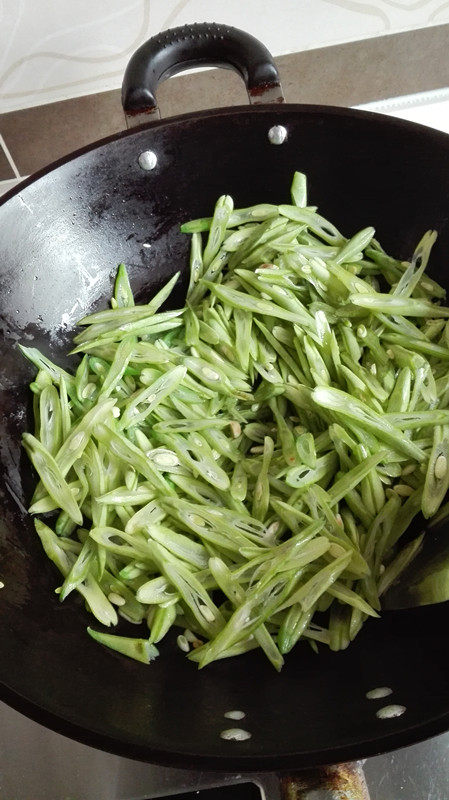 金蒜四季豆步骤4
