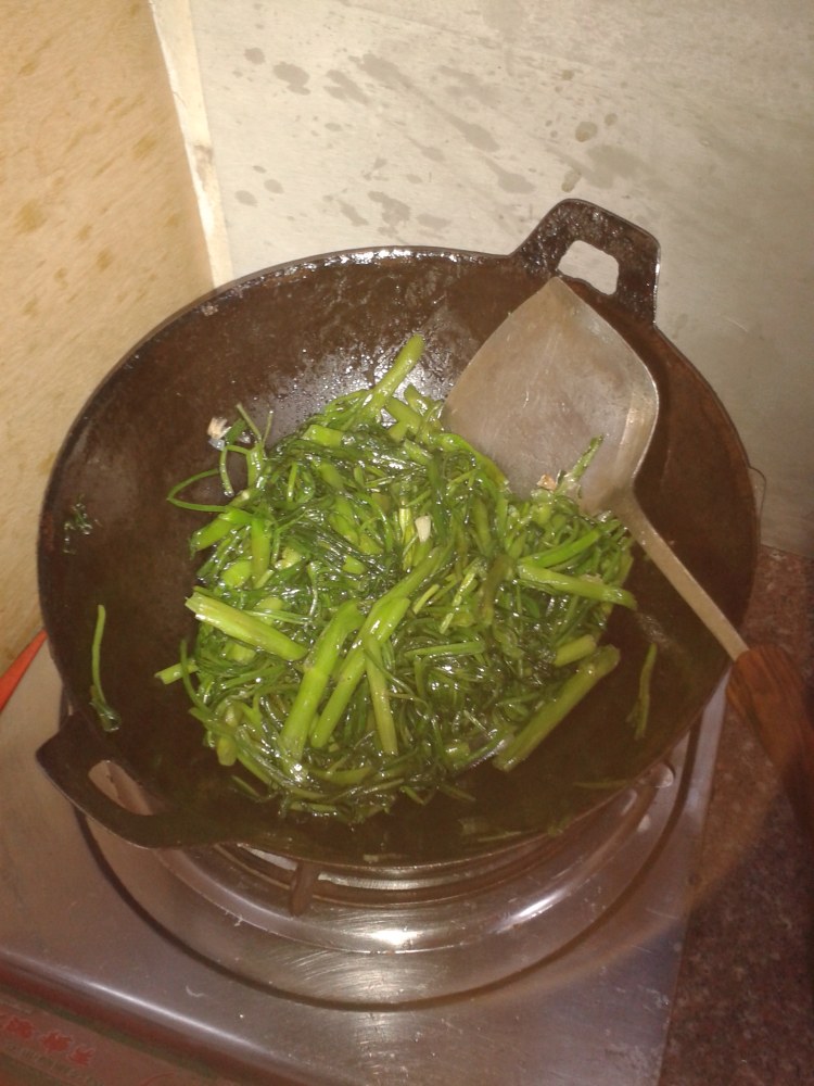 小炒有机空心菜步骤5
