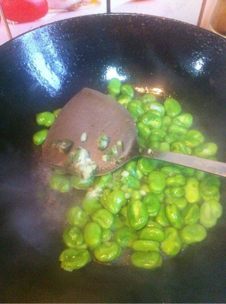 葱香蚕豆步骤7