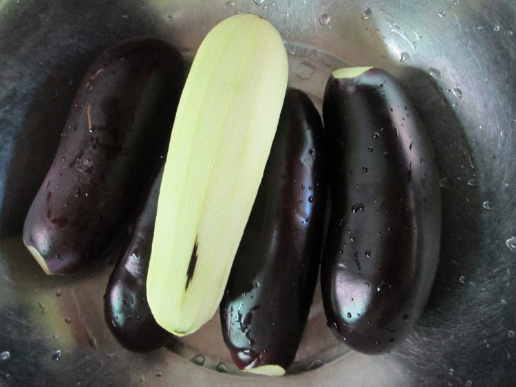 糖醋茄条步骤1