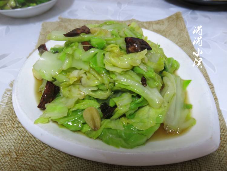 炝炒圆白菜步骤10
