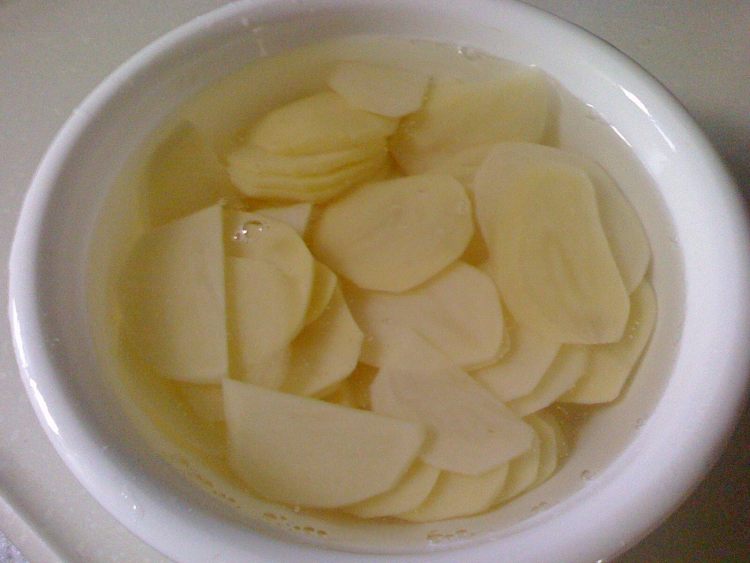 南乳土豆片步骤3