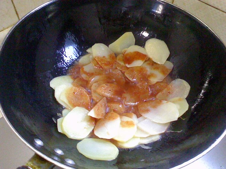 南乳土豆片步骤5