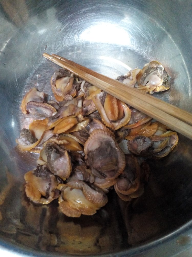 菠菜拌毛蛤蜊步骤5