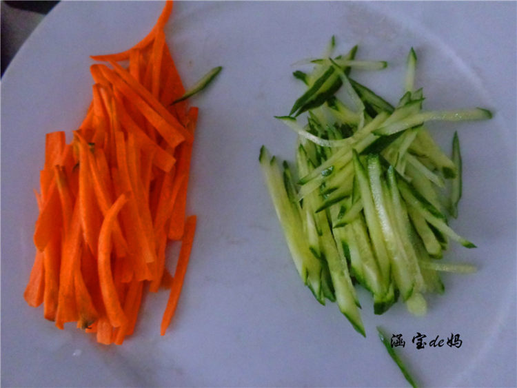 凉拌豆芽步骤1