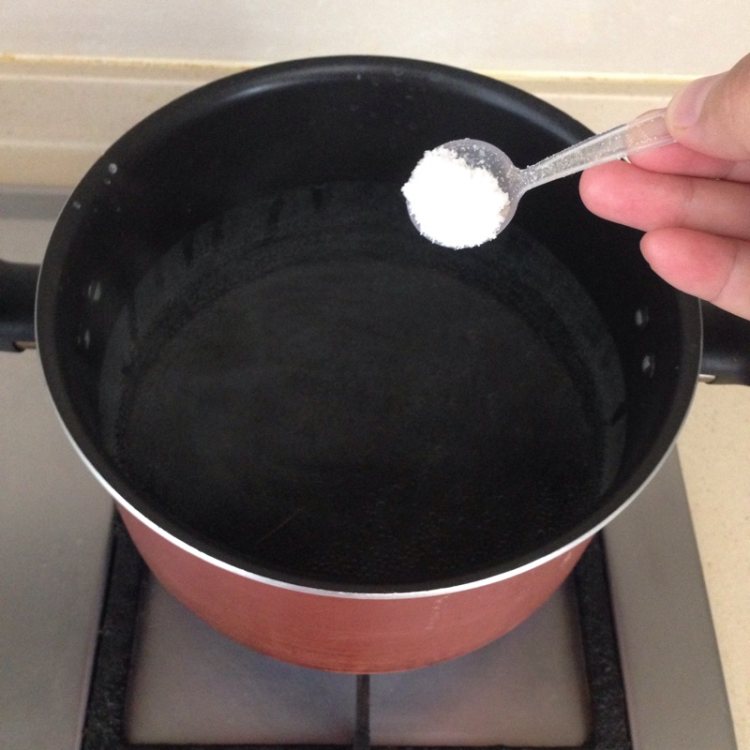 冰镇麻汁豆角步骤2