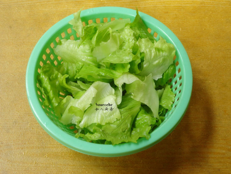 金针菇拌杂蔬步骤6