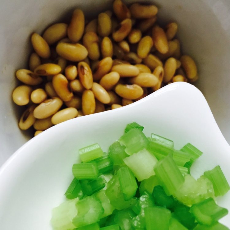 凉拌黄豆步骤9