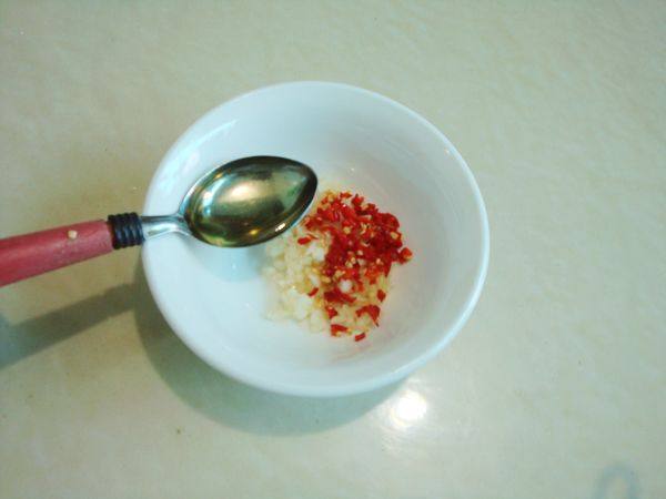 凉拌青花黑木耳步骤7