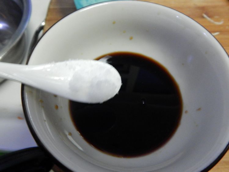 黄瓜金针菇卷步骤10