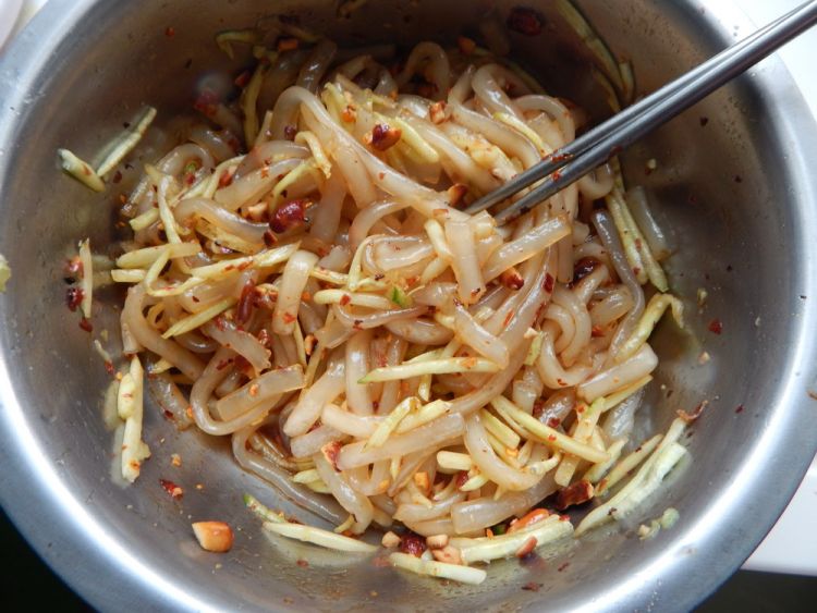 肉丝土豆粉步骤20