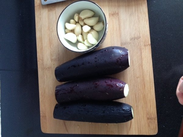 凉拌手撕茄子#新鲜从步骤1