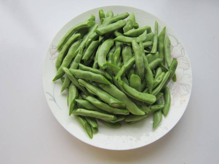 凉拌四季豆步骤2
