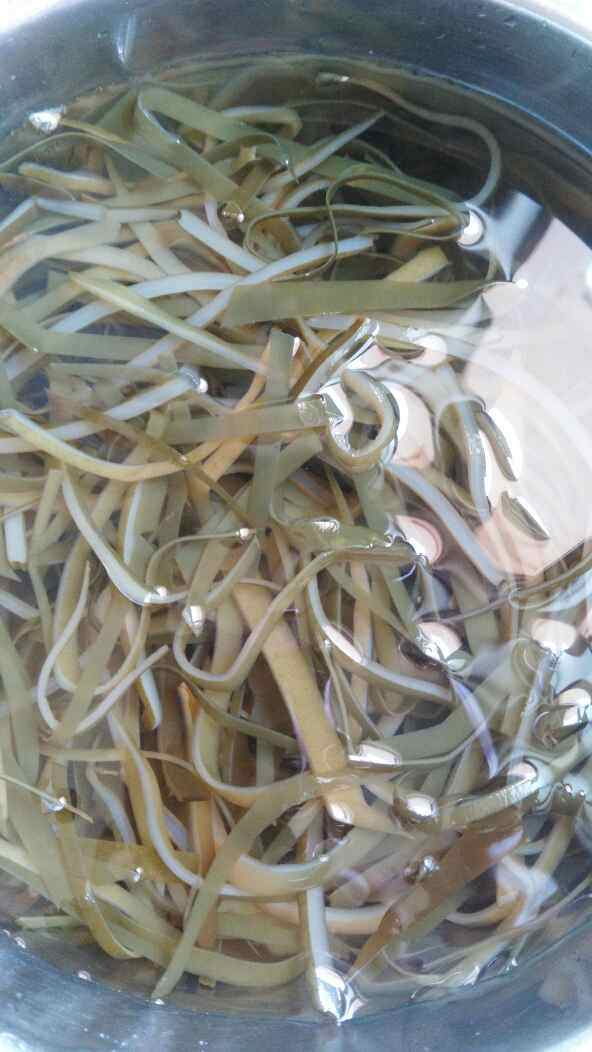 芝麻海带丝步骤1
