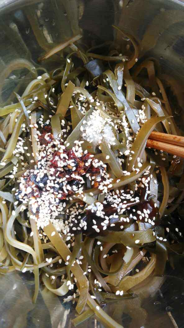 芝麻海带丝步骤6