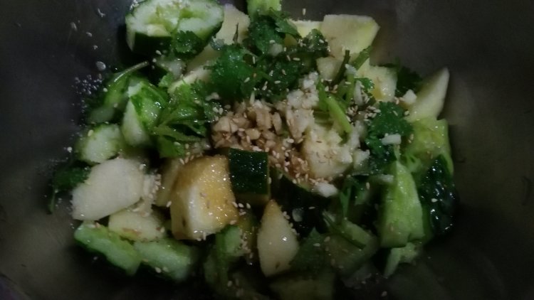 凉拌苹果青瓜步骤10