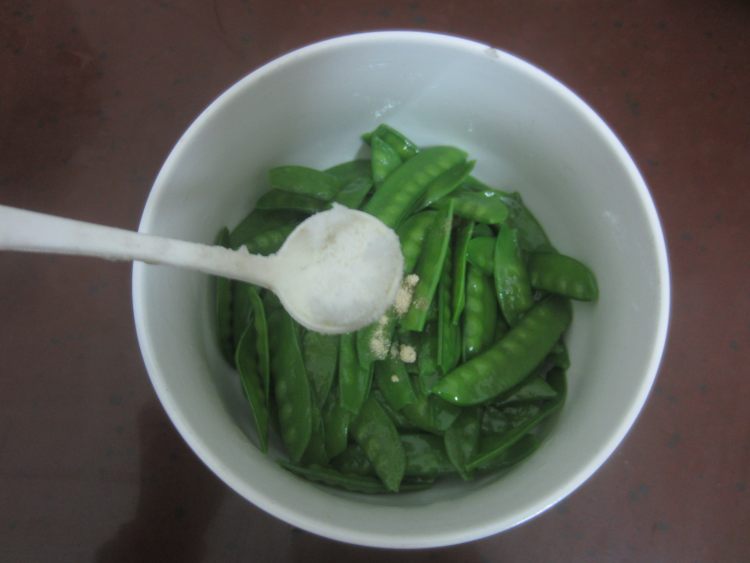 凉拌荷兰豆步骤6