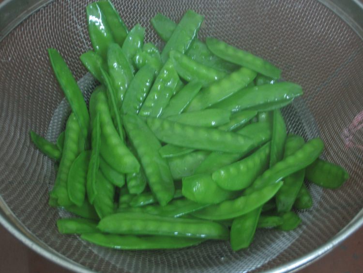 凉拌荷兰豆步骤5