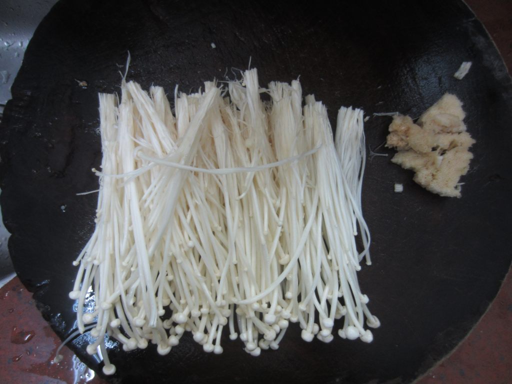 蒜香凉拌粉丝步骤4