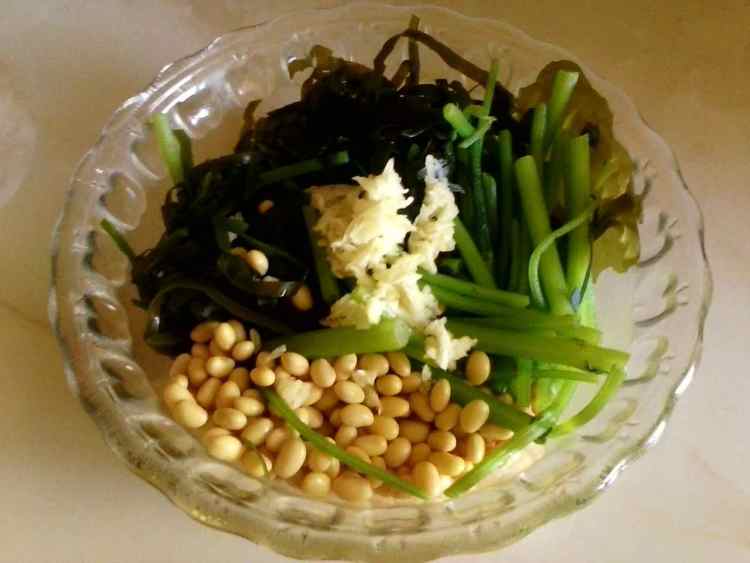 凉拌海带黄豆茼蒿杆步骤5