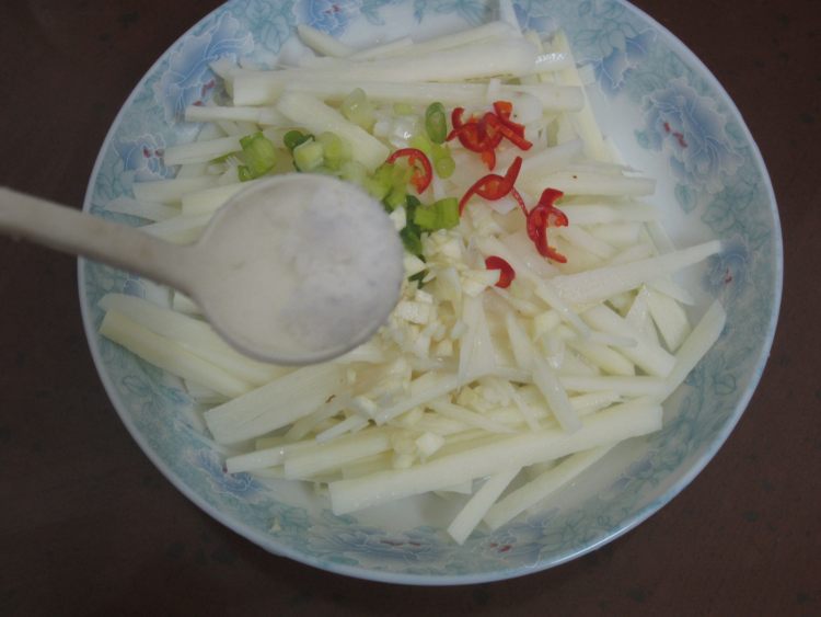 凉拌山药步骤9