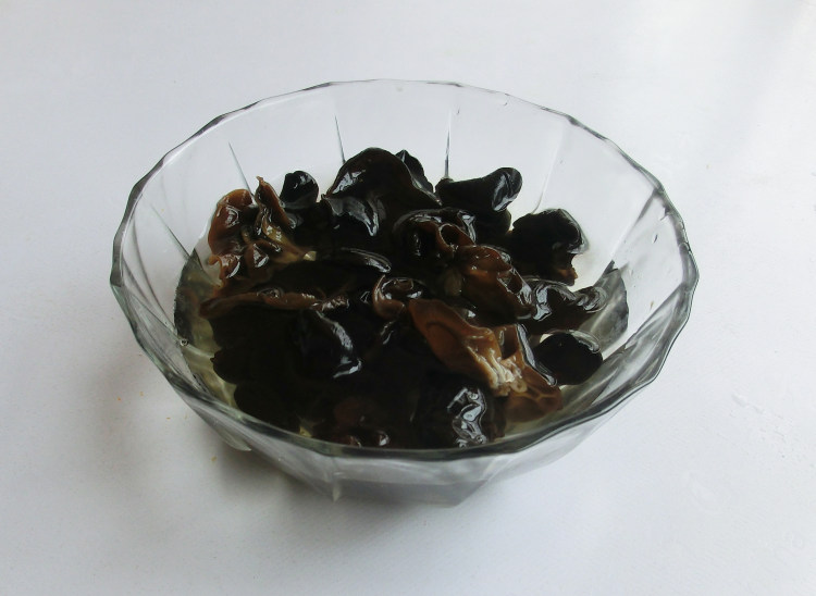 麻酱腐竹丝瓜步骤6