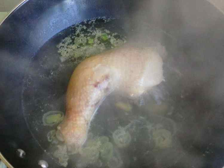 白斩鸡腿步骤3
