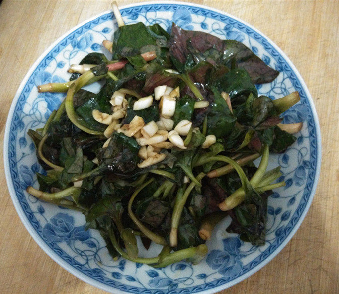 凉拌鱼腥草叶步骤7