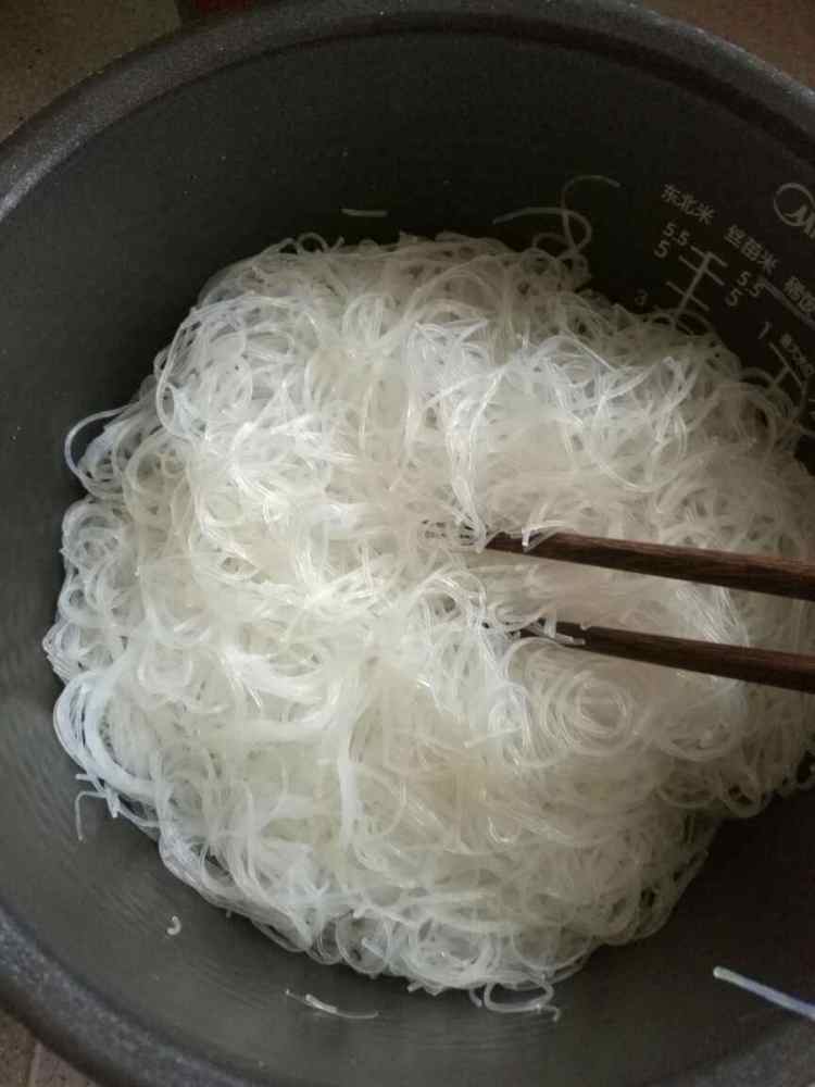 肉丝泡菜步骤2