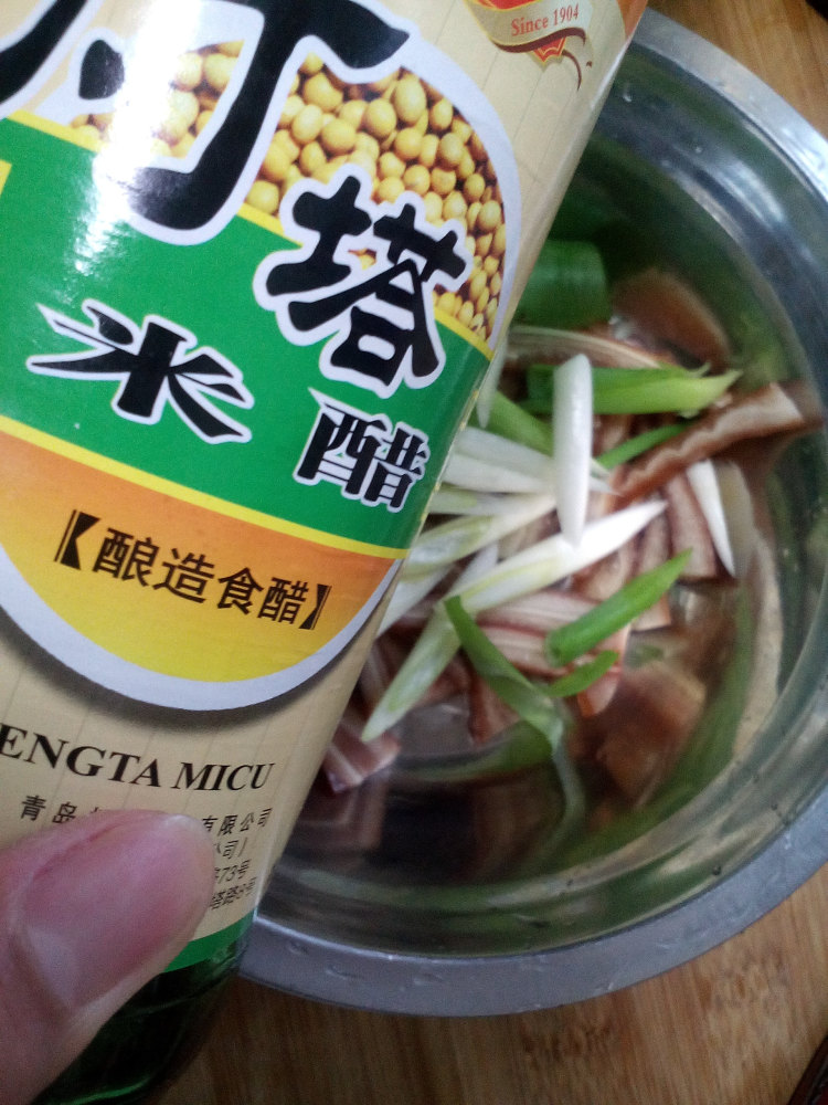 小葱拌猪耳步骤4