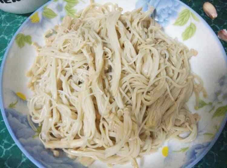 爽口金针菇步骤2