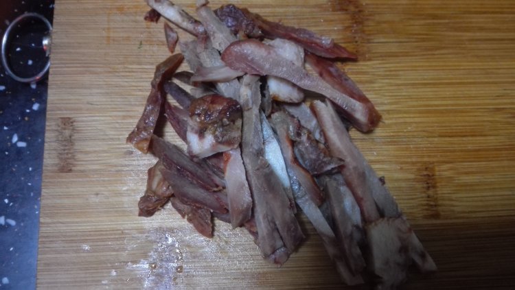拍黄瓜拌豆皮步骤2