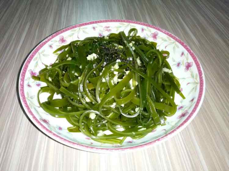 蒜泥海带丝步骤9