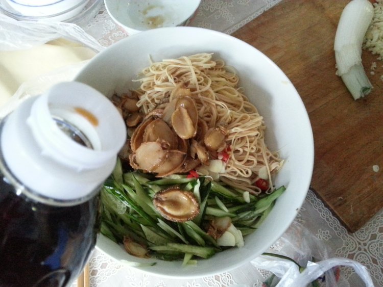 鲍鱼捞拌步骤7