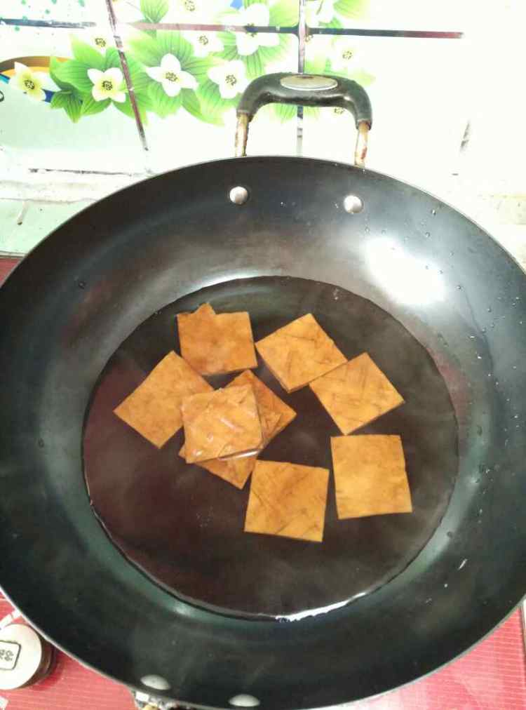 药芹拌香干步骤2