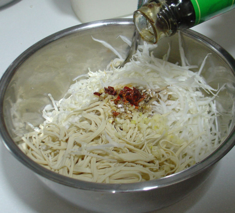 白菜拌干豆腐步骤12