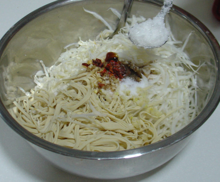 白菜拌干豆腐步骤14