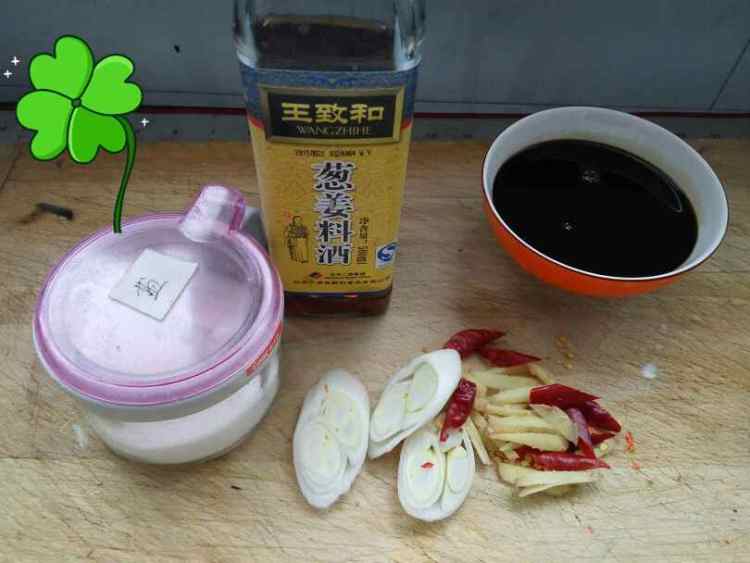 糖醋衰衣黄瓜步骤1