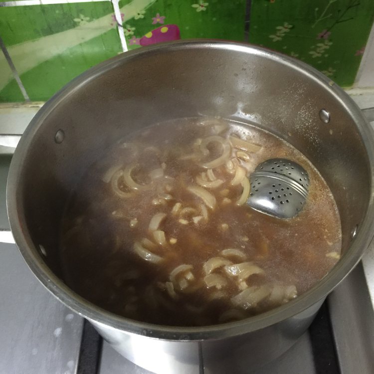 酱肉皮冻步骤12