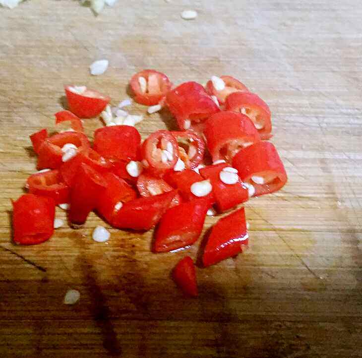 捞汁金针菇步骤2