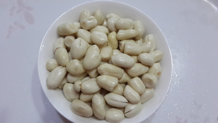 西芹胡萝卜花生米步骤9