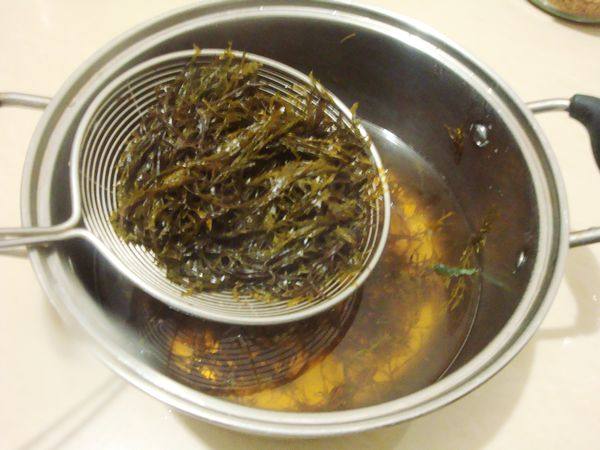 凉拌羊栖菜步骤2