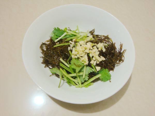 凉拌羊栖菜步骤4