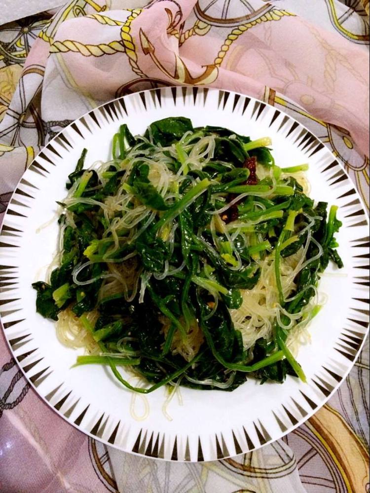 凉拌菠菜粉丝步骤8