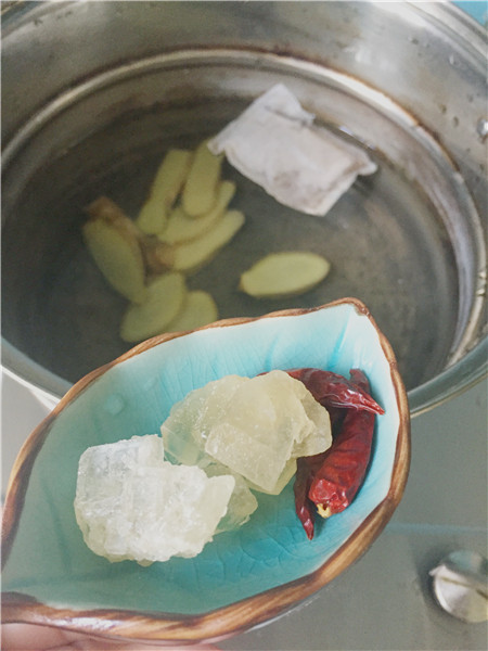 家常卤牛腩步骤2