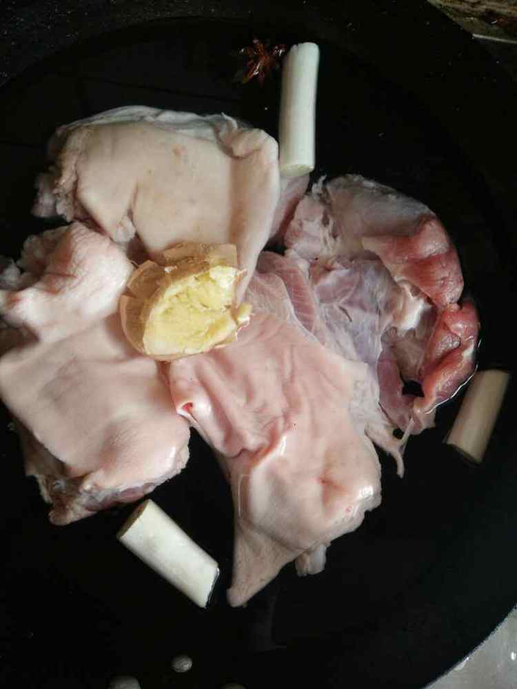 凉拌腱子肉步骤2