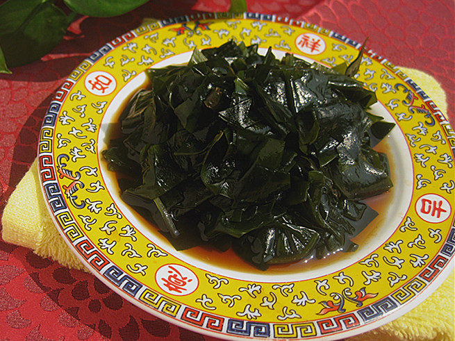 捞汁裙带菜叶步骤7