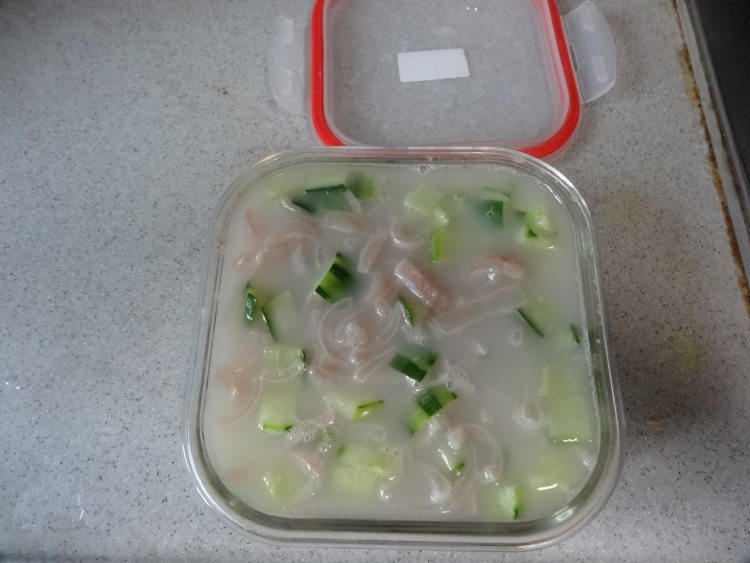 黄瓜肉皮冻步骤11